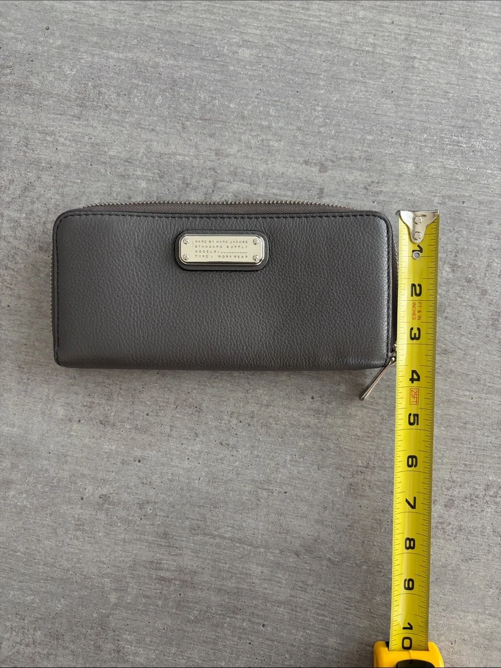 Marc By Marc Jacobs gray leather